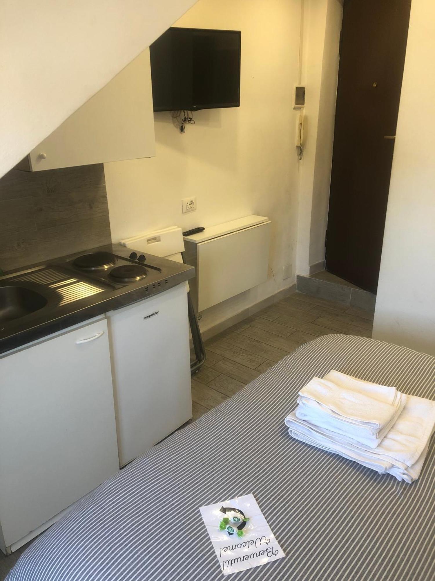 Giaciglio Valentino Apartment Turin Bagian luar foto